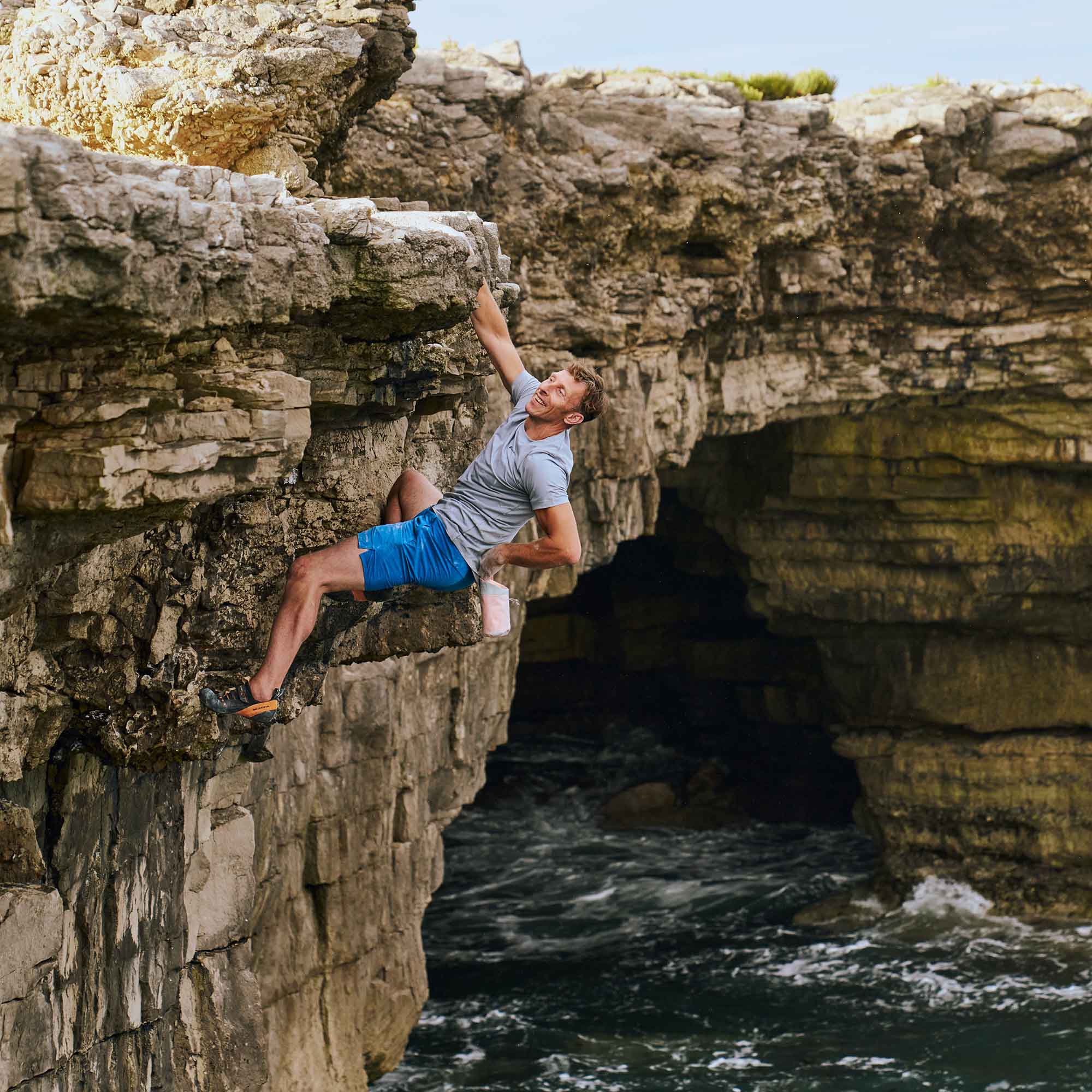 Montane Men's Volantis 7" Shorts - Image 10