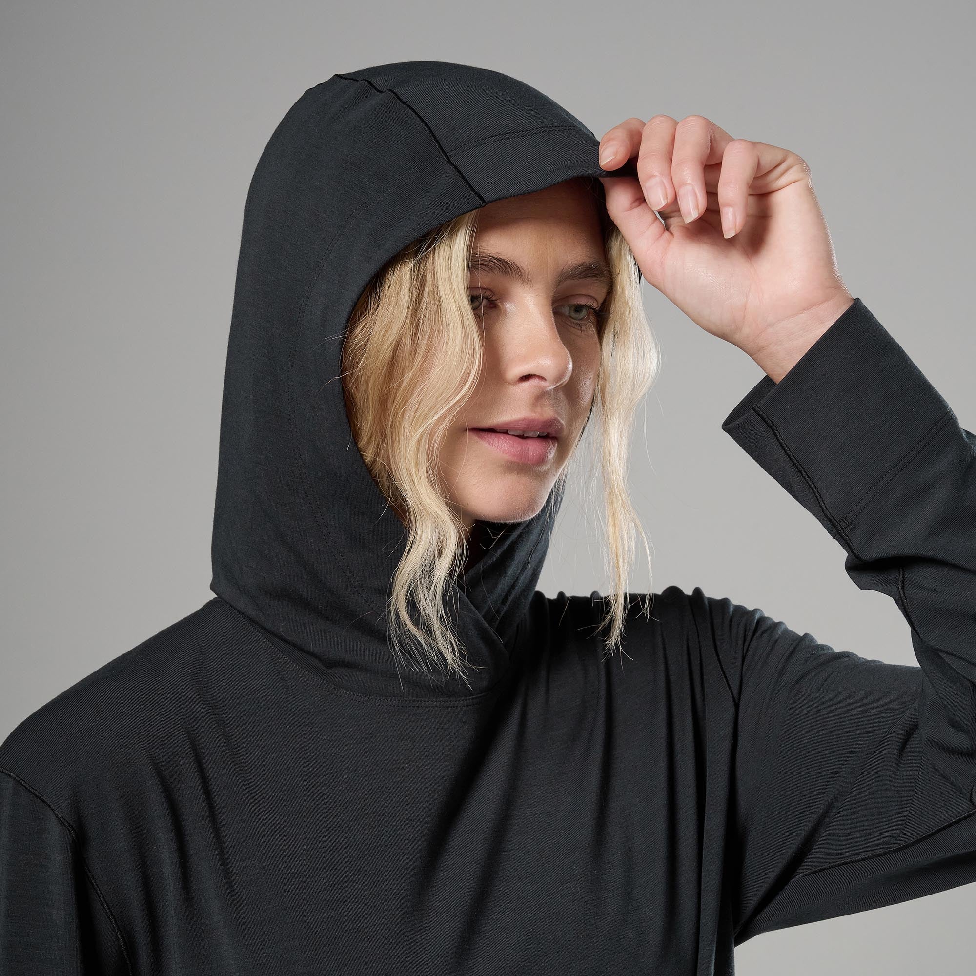 Montane Women's Alhena Merino Blend Hoodie - Image 5